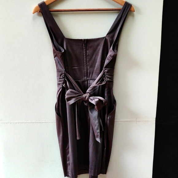 Mini Dress with Pockets - Picture 4 of 6